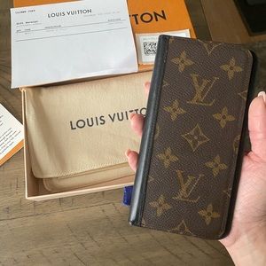 SOLD Louis Vuitton iPhone 11 folio